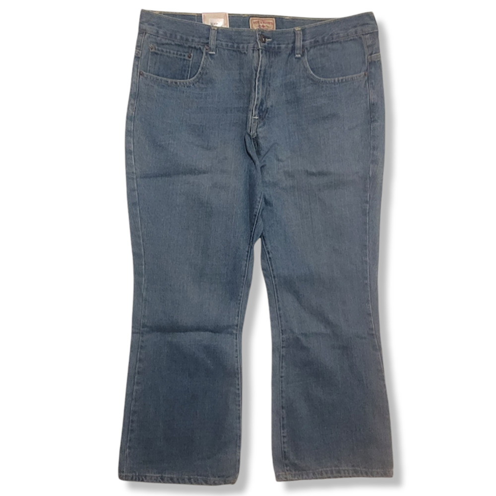 Steve and Barry's women's standard rise bootleg jeans plus size 18 short